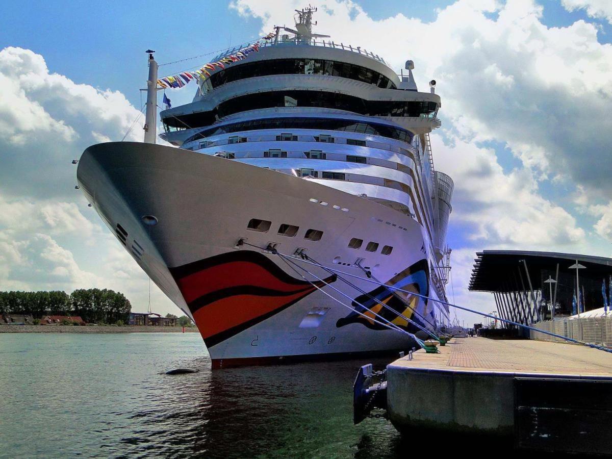 Vormann Jantzen, Direkt Am Leuchtturm Apartment Rostock Luaran gambar